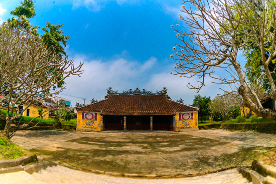 Đình làng Dương Nỗ